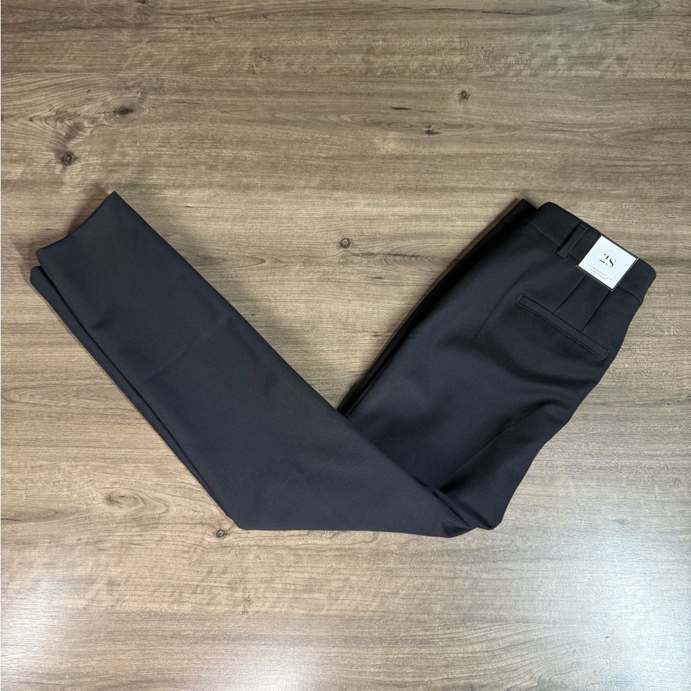 NWT White House Black Market Womens Pleated Slim Modern Fit Trousers Black 2S